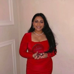 Roopa Vyas recognition image